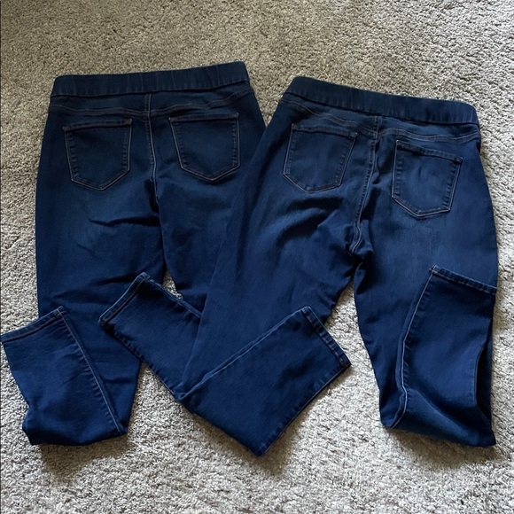 2 pair Nine West Pull-on Jeans - Picture 5 of 5